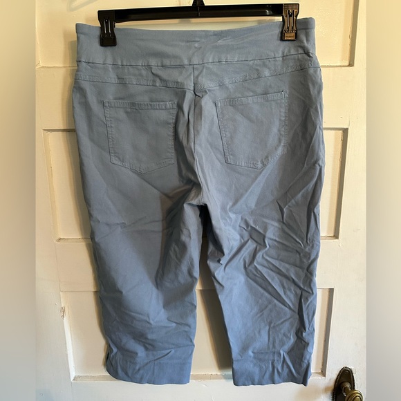 Light Blue Ruby Rd Capri Pants - Picture 3 of 5